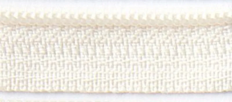 14" Zipper: Creamy