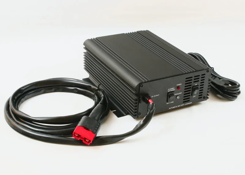 Aftermarket Advance 56383076 | Offboard Charger | 24V | 20 AMPs | SB175 Connector Red and Grey