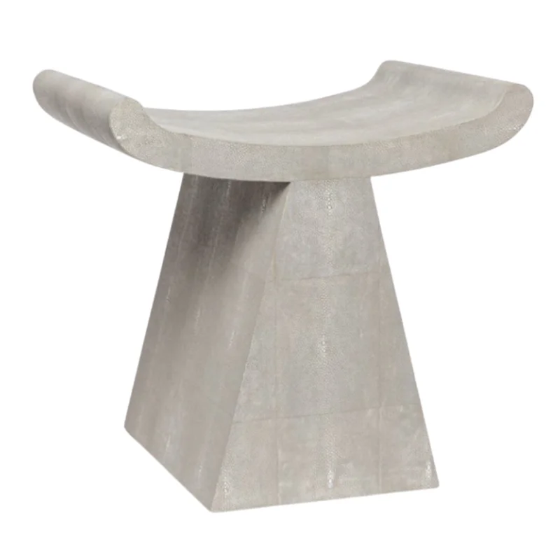 Annika Stool, Sand