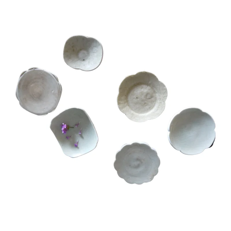 Assorted Antique Lids Cut To Shape