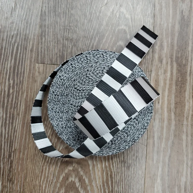 Bicolor Webbing: 25mm- Stretch Limo/Silver
