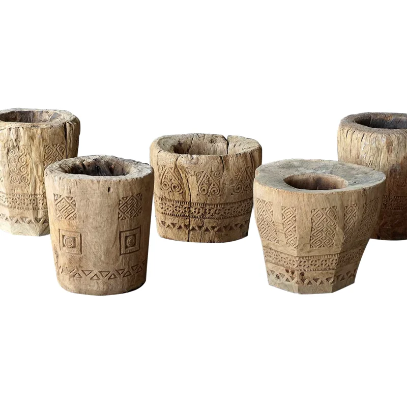Carved Round Lesung