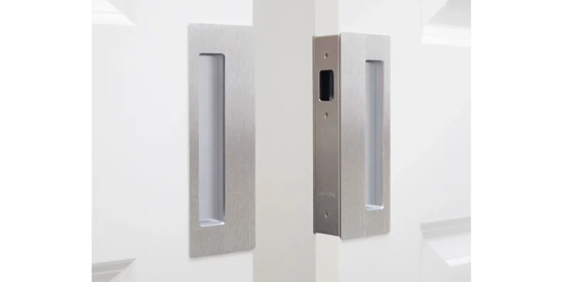 Cavity Sliders - CaviLock CL400 - Magnetic Bi-Parting Pocket Door Pull Handle