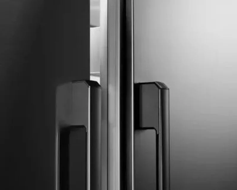Dacor - 42 Inch Refrigerator Handle Kit Accessory in Graphite - ADRF42MHAAMS Graphite