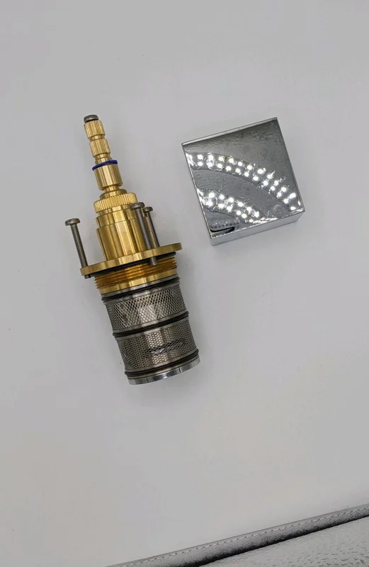 F904MSCH