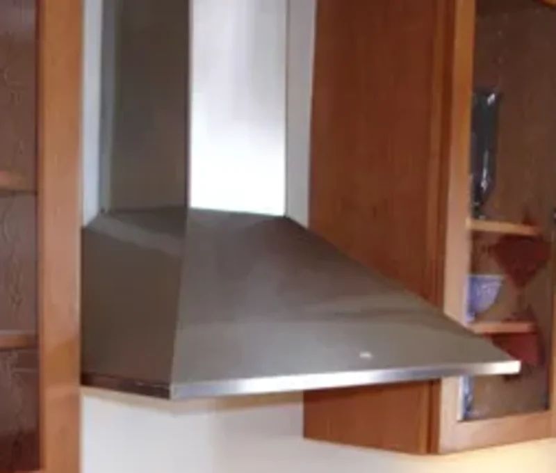 Faber - 30 Inch 300 CFM Wall Mount and Chimney Range Vent in Stainless - SYNT30SS300 Stainless