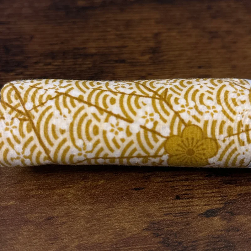 FRENCH FAT QUARTER: Japanese Blossoms Mustard
