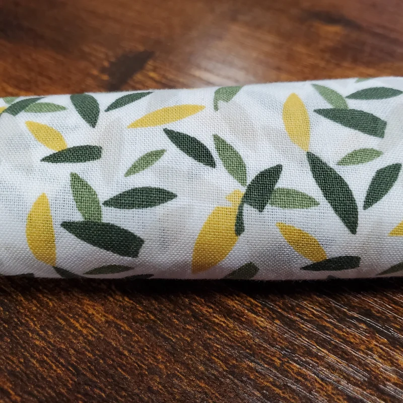 FRENCH FAT QUARTER: Modern Olive Leaf Green