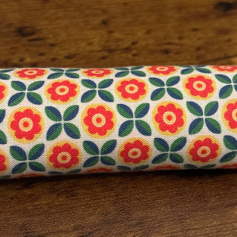 FRENCH FAT QUARTER: Petals & Leaves