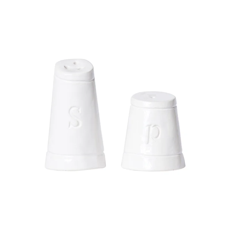 Fresh White Salt and Pepper