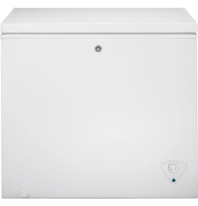 GE - 7 cu. Ft Chest Freezer in White - FCM7STWW White