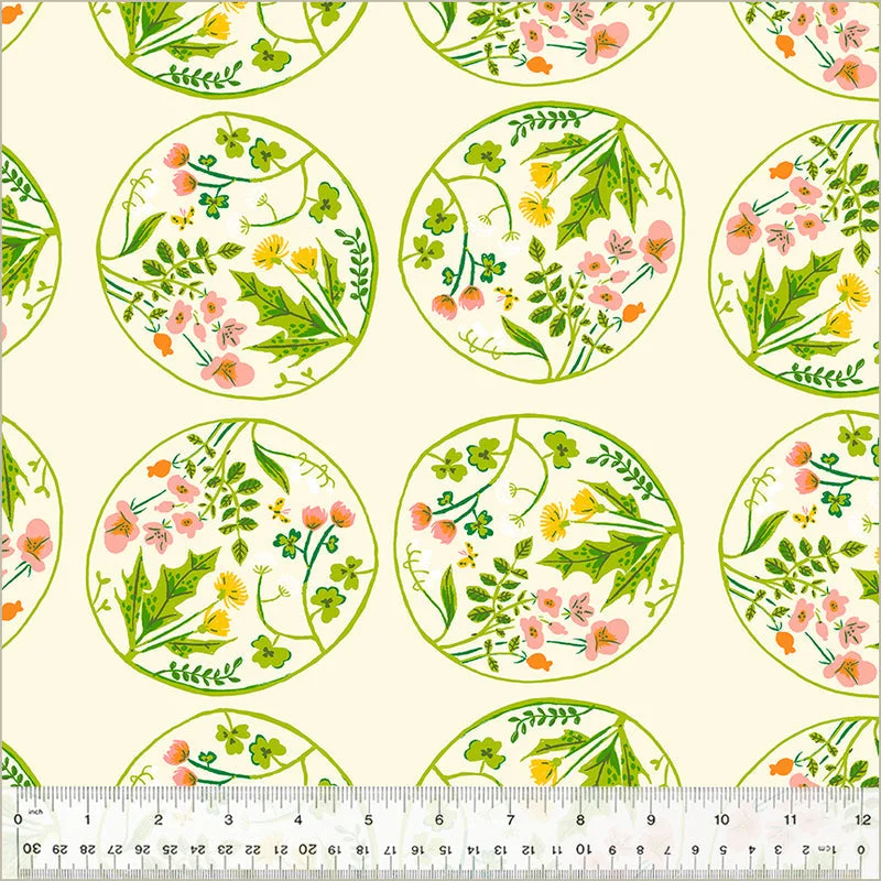 Heather Ross STUDIO EDIT: Floral Wreaths-Cream (1/4 Yard)