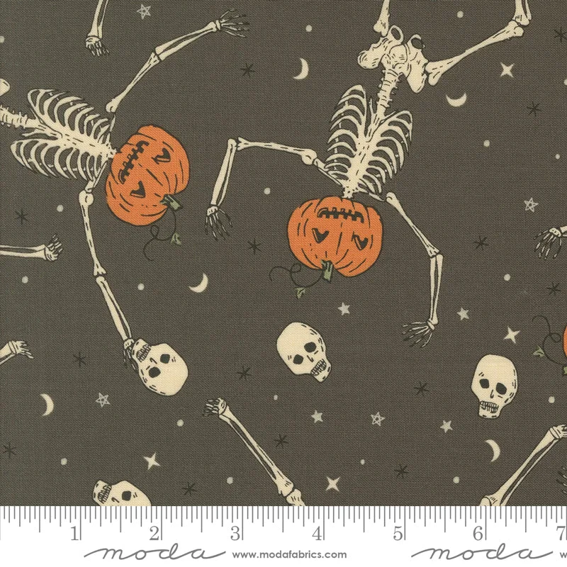 HOME SWEET HAUNT: Dancing Pumpkins-Stone (1/4 Yard)