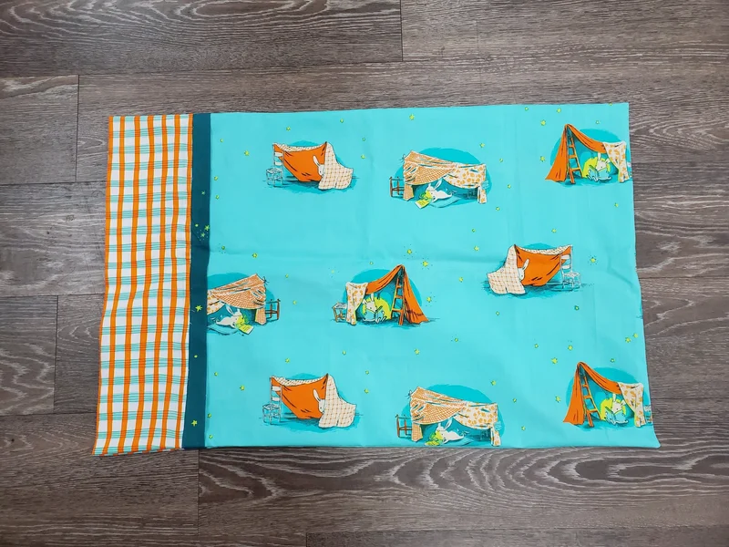 LUCKY RABBIT: Pillowcase Kit Teal & Orange