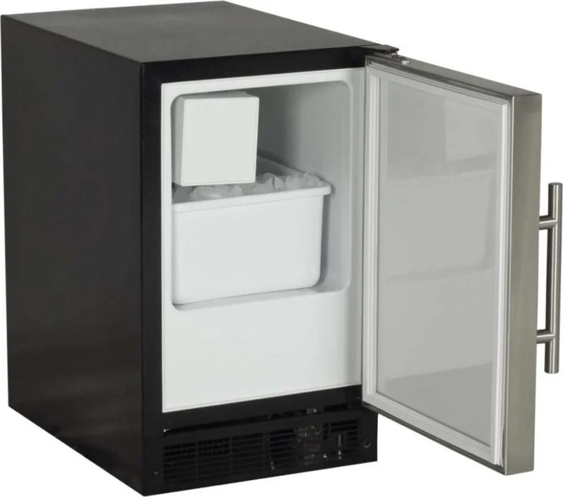 Marvel - 14.75 Inch Ice Maker in Black - MA15CRSCRB Black
