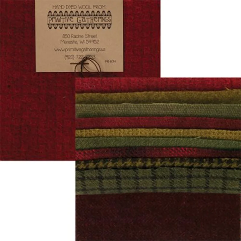 PRIMITIVE GATHERINGS: Wool 5" Charm Pack-Holiday