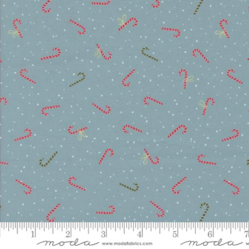 PURRFECT CHRISTMAS: Candy Canes-Igloo (1/4 Yard)
