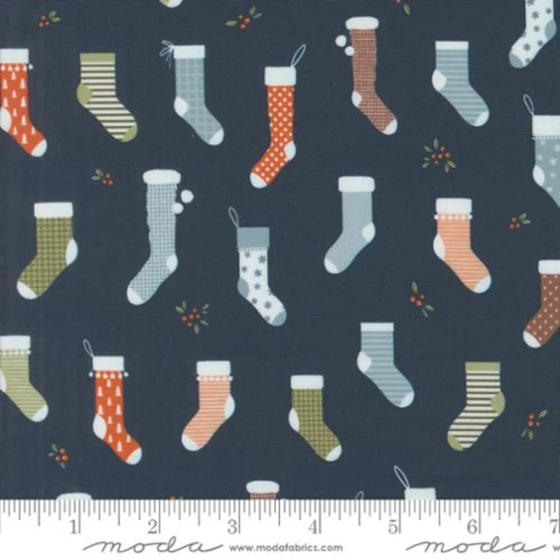 PURRFECT CHRISTMAS: Christmas Stockings-Midnight (1/4 Yard)
