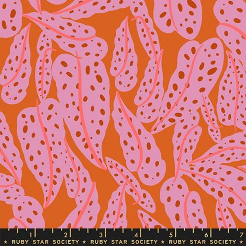 Ruby Star Society CALATHEA: Overlapping Leaves-Calathea Pecan (1/4 Yard)