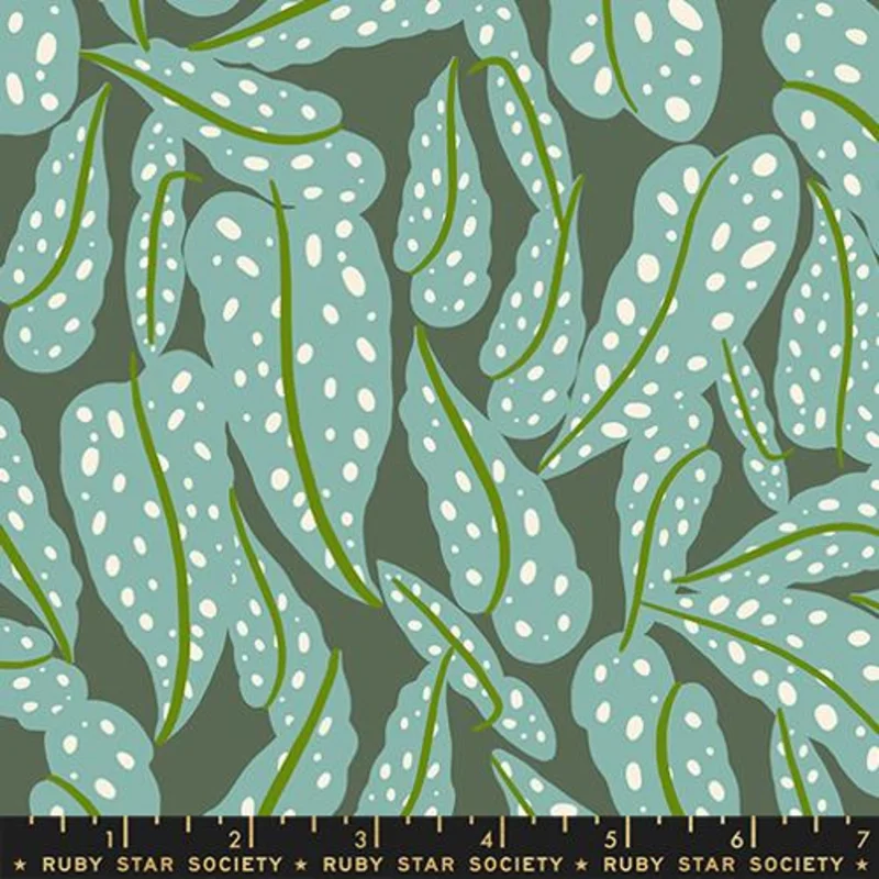 Ruby Star Society CALATHEA: Overlapping Leaves-Calathea Seaweed (1/4 Yard)