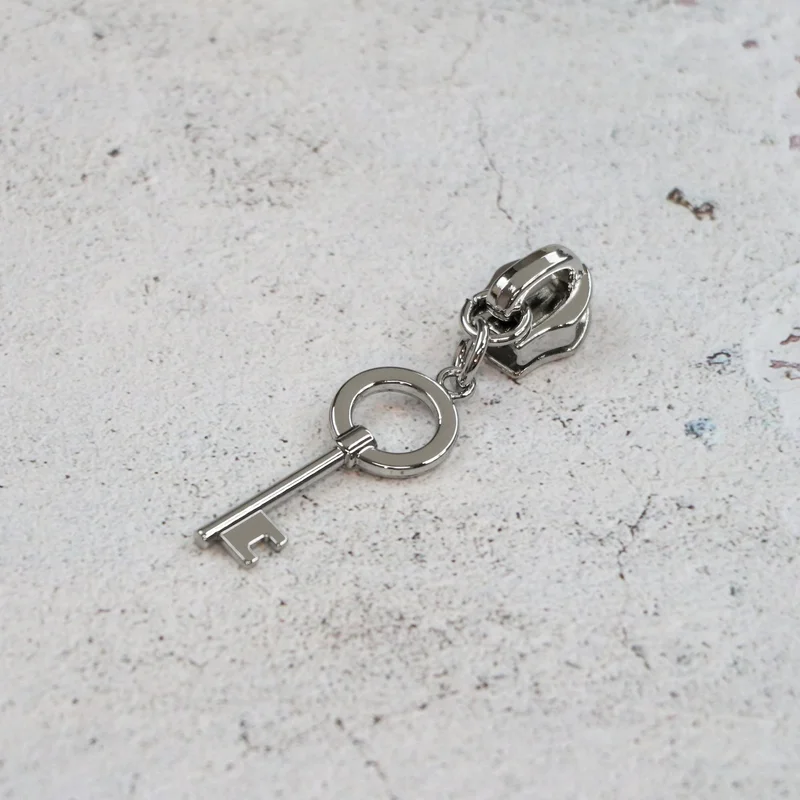 Sallie Tomato: Key Zipper Pull-Nickel