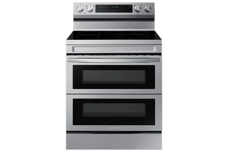 Samsung - 6.3 cu. ft Electric Range in Stainless - NE63A6751SS Stainless