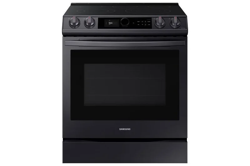 Samsung - Bespoke 6.3 cu. ft Electric Range in Black Stainless - NE63T8711SG Black Stainless