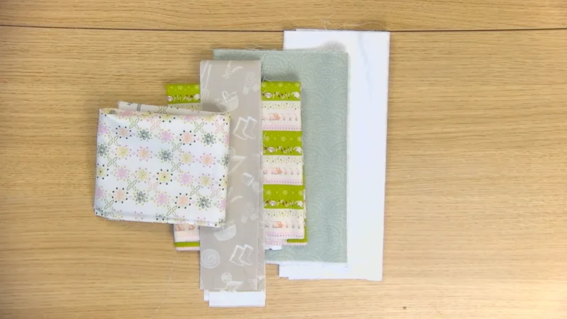 Serger Club Fabric Kit : April 2026