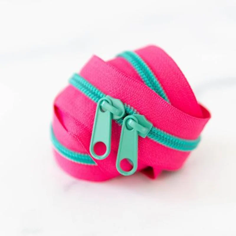 Stitch Supply CO: #5 30" Zipper-Stawberry