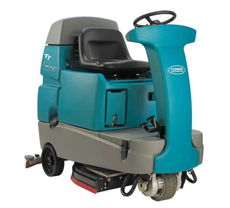 Tennant T7, Rider Floor Scrubber, 26", 29 Gallon, Battery, Disk, 3 Year Warranty