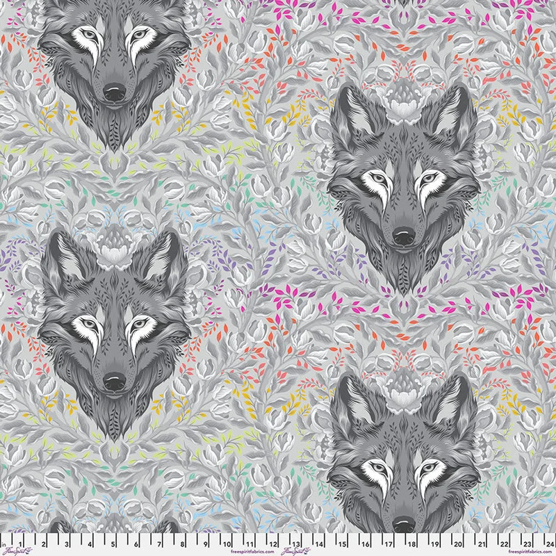 Tula Pink GRAYWORK MINKY: 58" Wolf of Pink Street-Fog (1/4 Yard)