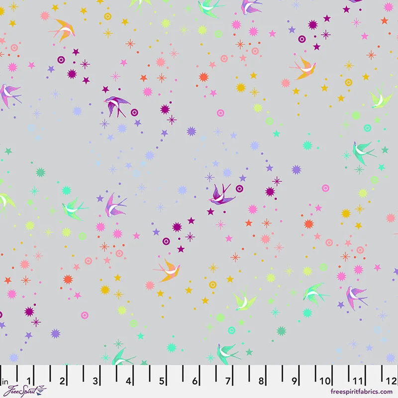 Tula Pink TRUE COLORS GRAYWORK: Fairy Dust-Fog (1/4 Yard)